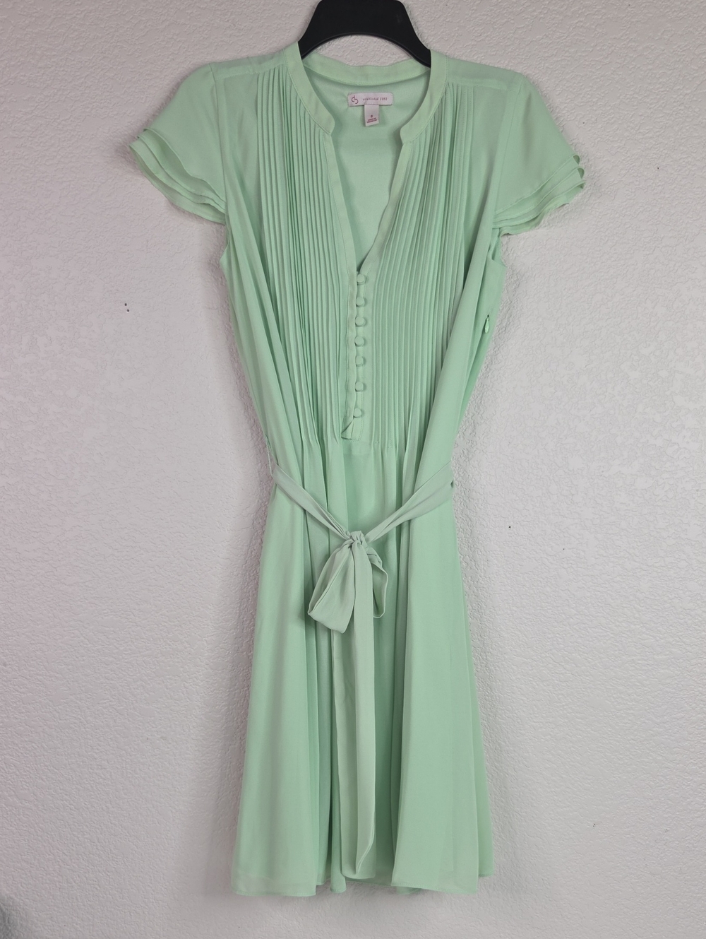 Dress Barn Mint Green Pleated Tie-Waist Midi Dress
